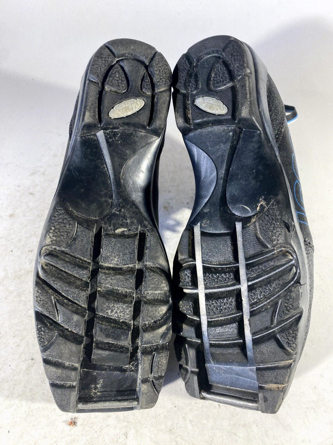 Rossignol BCX2 Back Country Nordic Cross Country Boots Size EU42 US9 NNN BC 1924