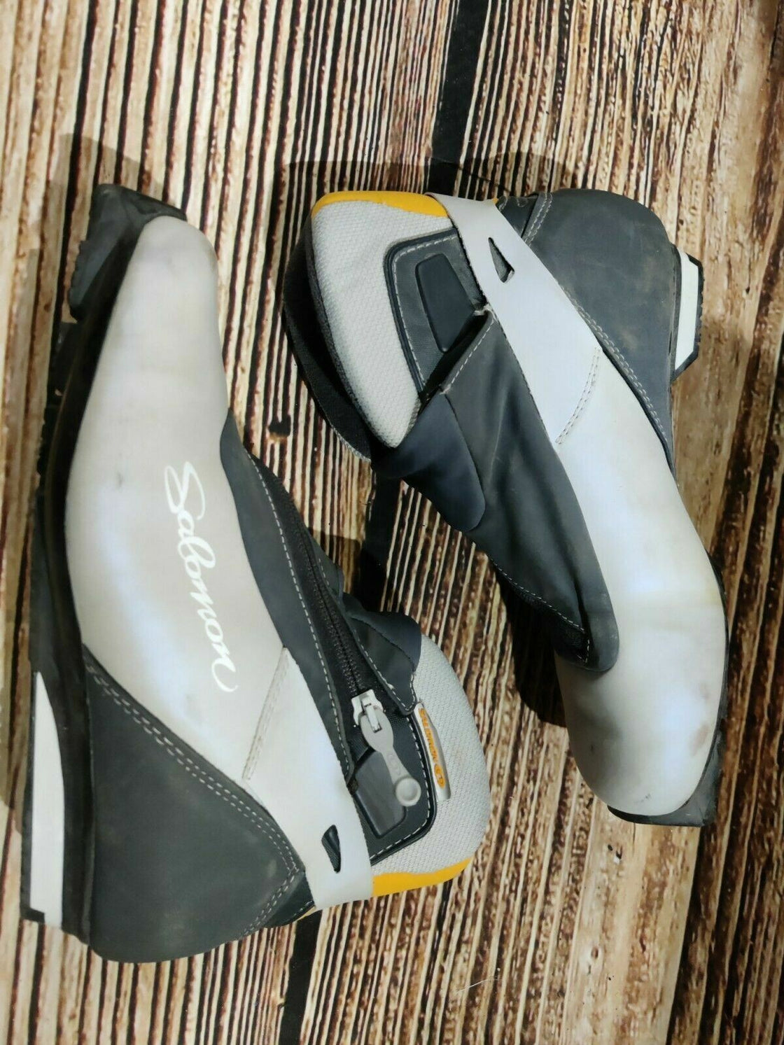 SALOMON Nordic Cross Country Ski Boots Size EU38 2/3 US7 SNS Profil 2369