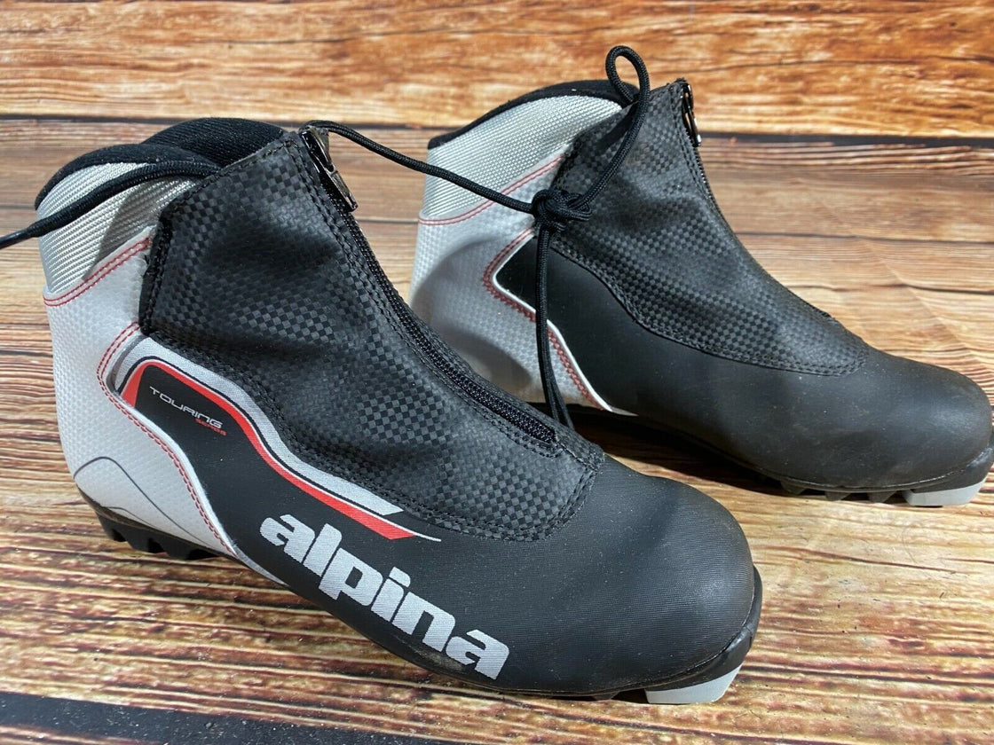 Alpina Touring Nordic Cross Country Ski Boots Size EU42 US9 NNN bindings 2806