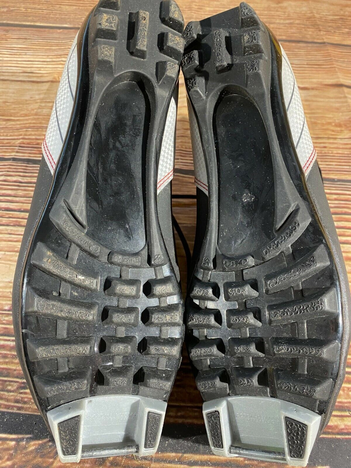 Alpina Touring Nordic Cross Country Ski Boots Size EU42 US9 NNN bindings 2806