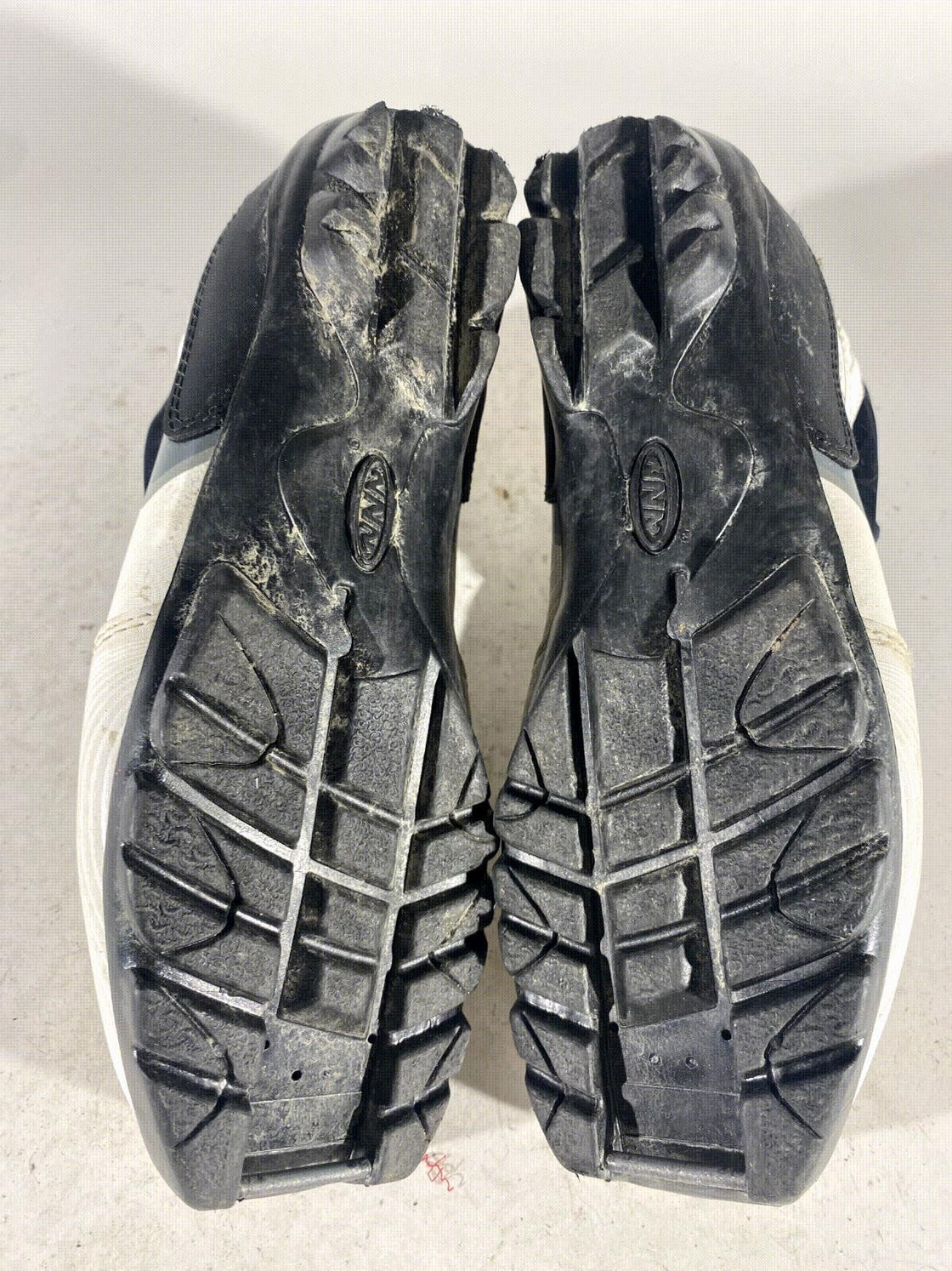 Fischer Style Touring Nordic Cross Country Ski Boots Size EU39 US7 NNN 1339