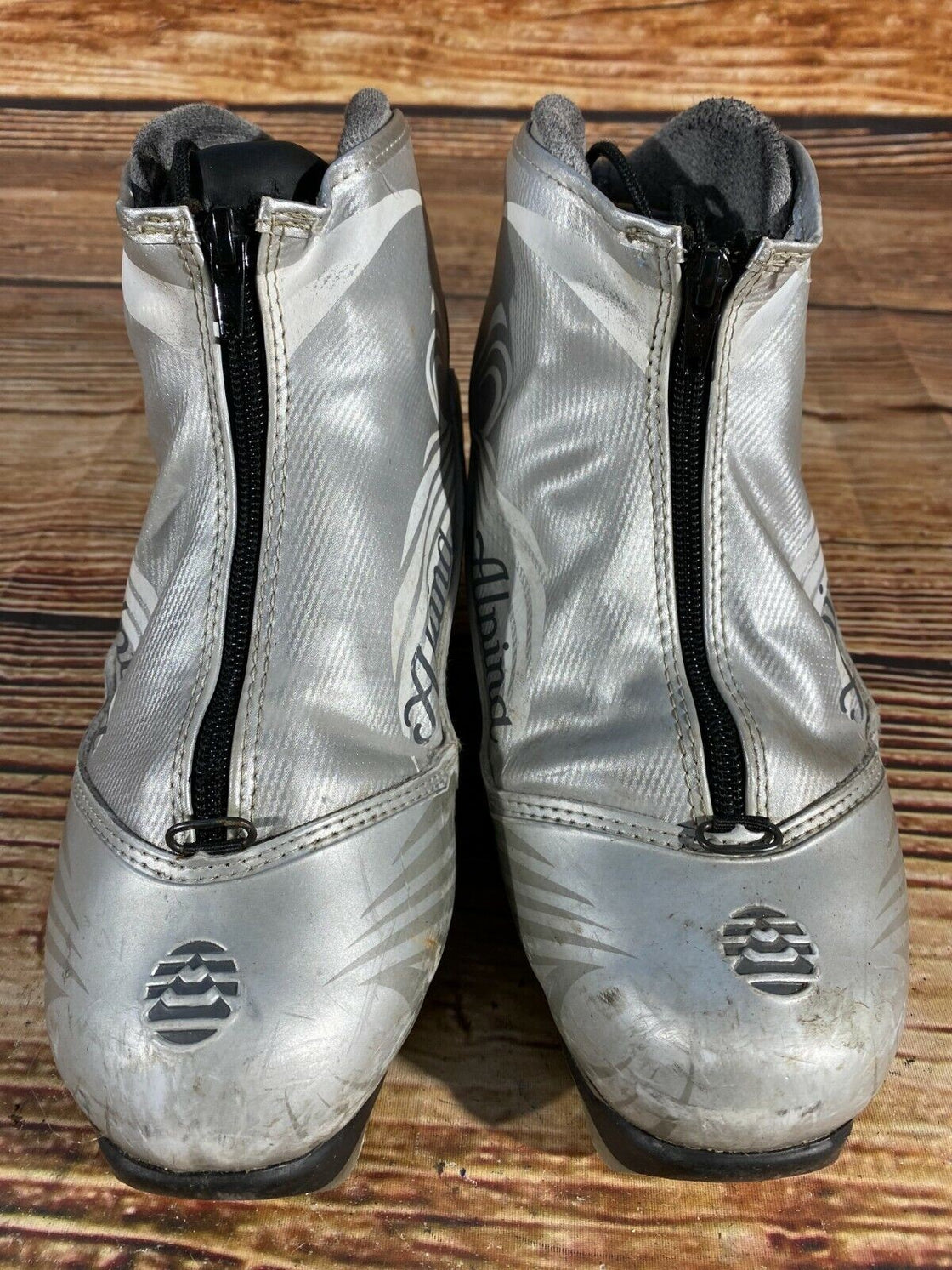 Alpina Eve28G Nordic Cross Country Ski Boots Size EU38 US6 NNN 816