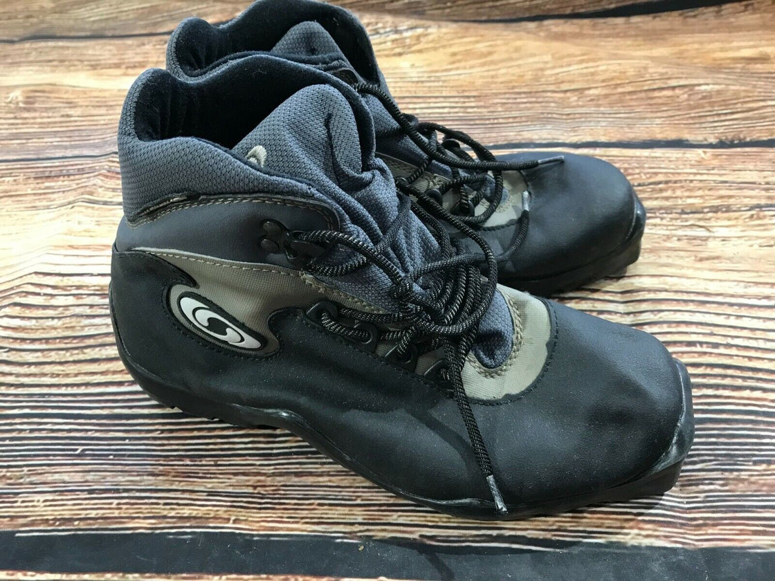 SALOMON Classic Cross Country Ski Boots Size EU39 US7 SNS Profil 2068