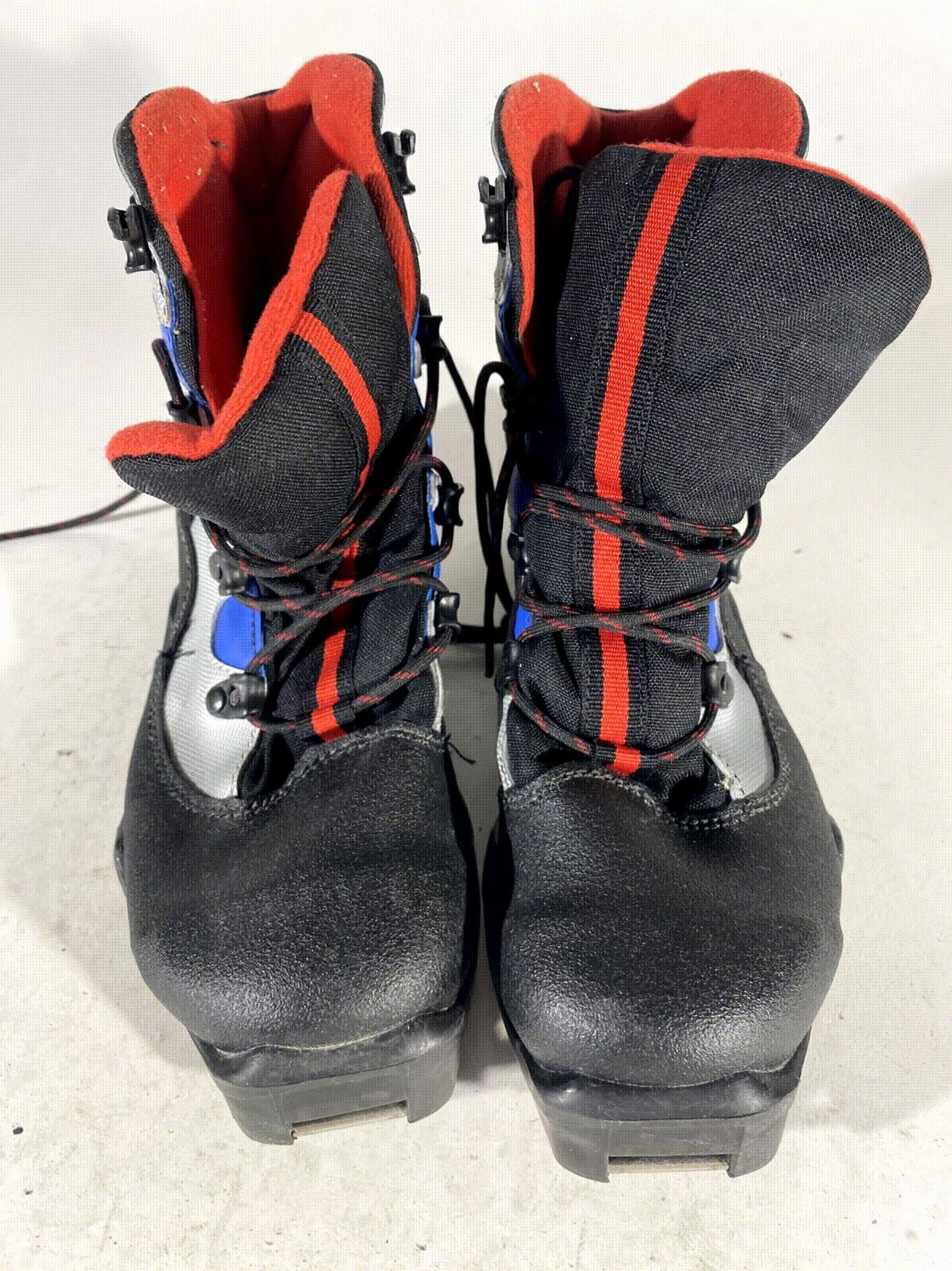 Salomon Nordic Cross Country Ski Boots Size EU38 US5.5 SNS Profil 2038