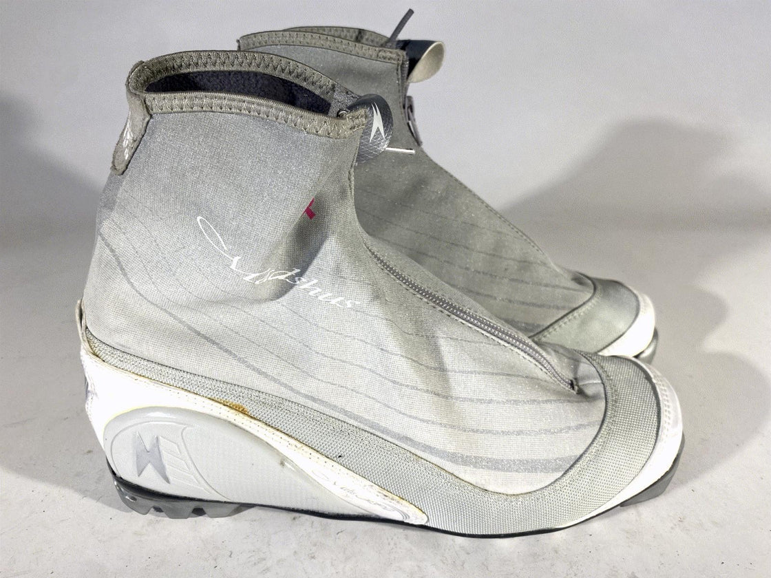 Madshus Metis RPC Nordic Cross Country Ski Boots Size EU41 US9 for NNN 2664