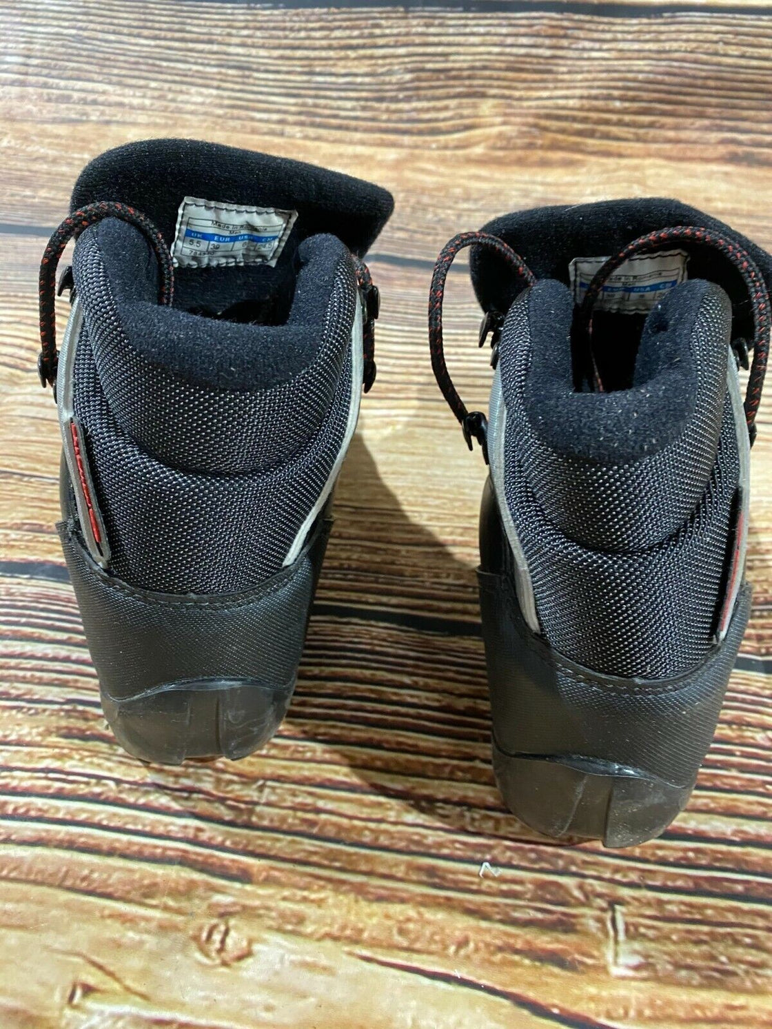 SALOMON Classic Nordic Cross Country Ski Boots Size EU39 SNS Profil 2326