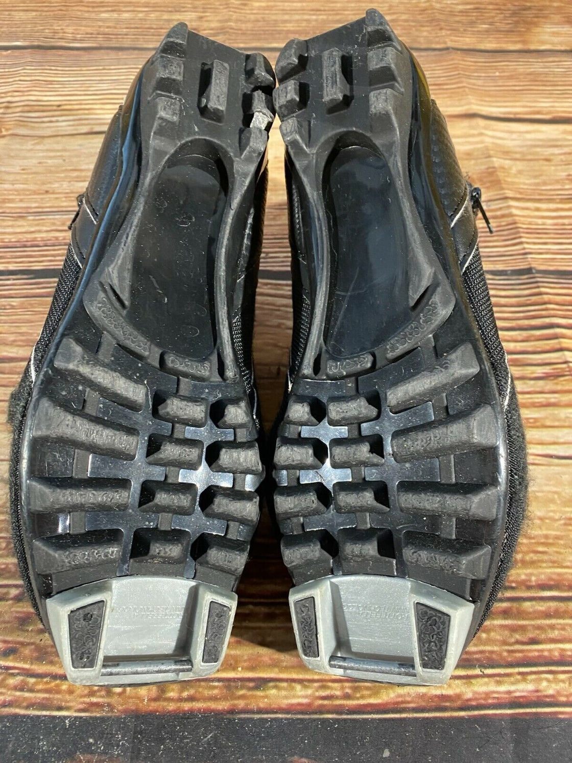 Madshus CT100 Nordic Cross Country Ski Boots Size EU38 US5.5 NNN bindings 2695