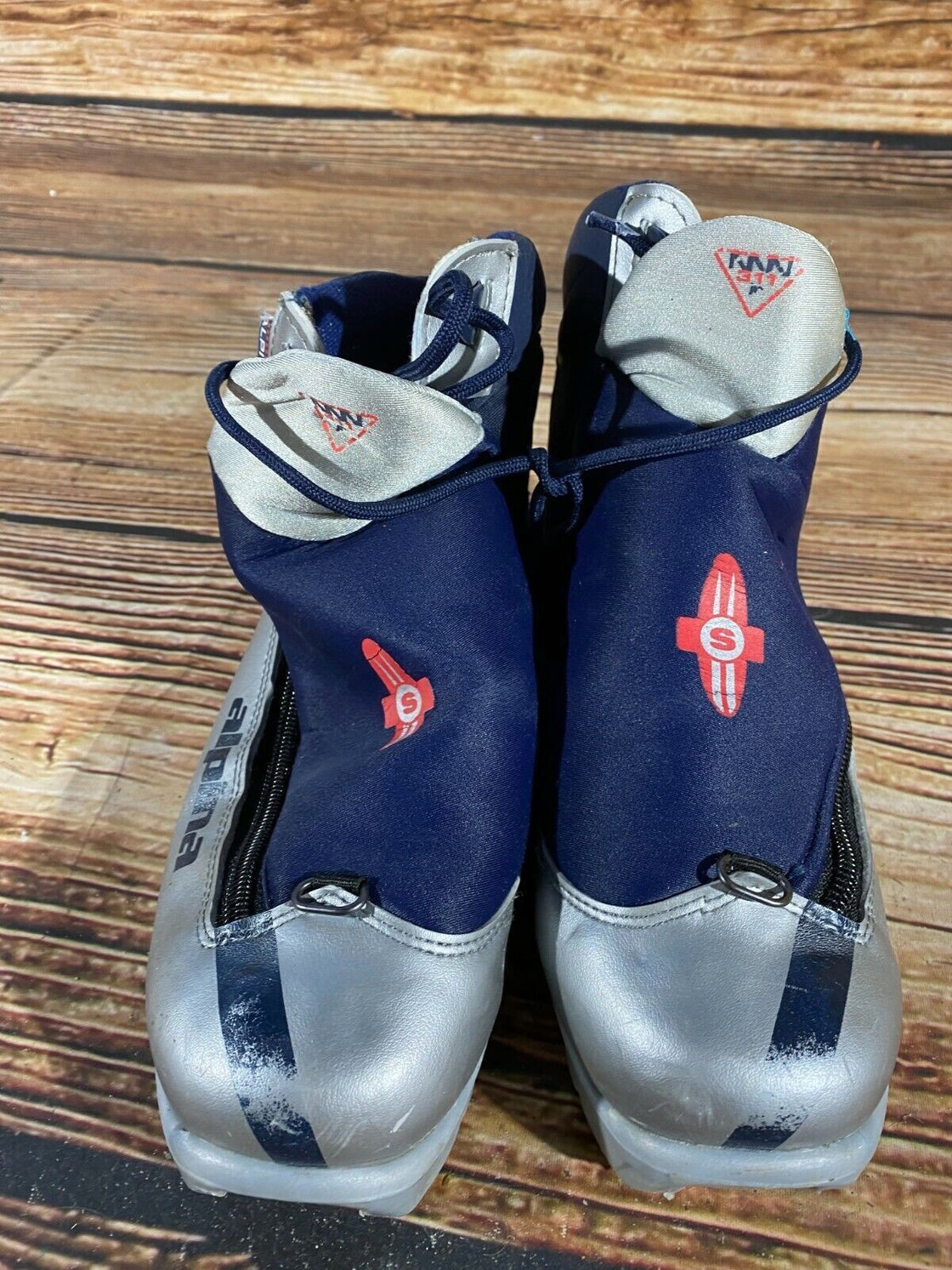 Alpina 311 Nordic Cross Country Ski Boots Size EU39 US7 NNN bindings 862