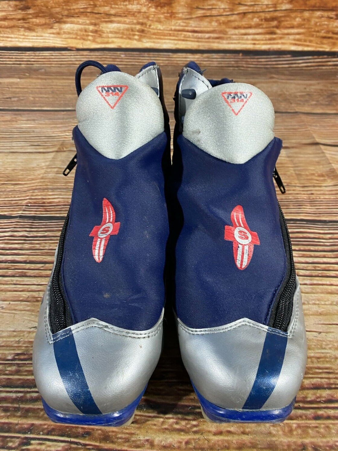 Alpina 314 Nordic Cross Country Ski Boots Size EU42 US9 NNN bindings 1037