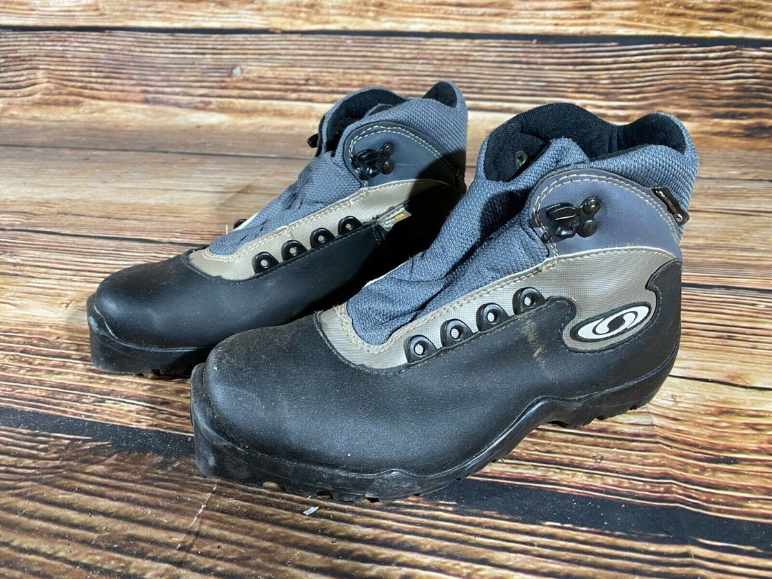 SALOMON Nordic Cross Country Ski Boots Size EU39 US7 SNS profil 2080