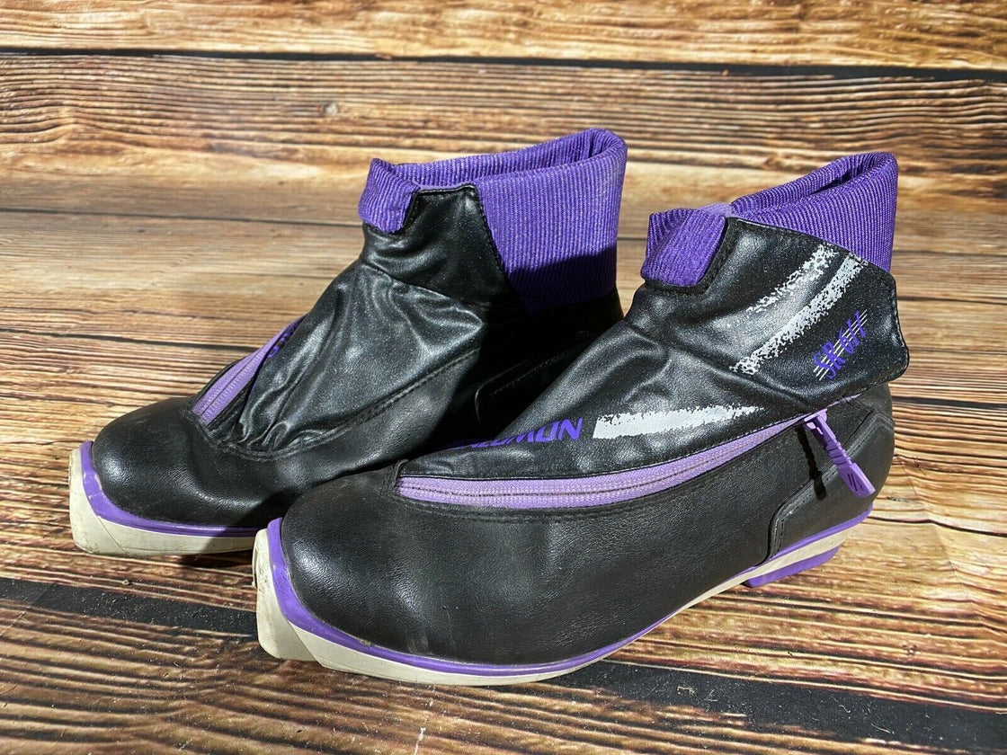 SALOMON SR611 Nordic Cross Country Ski Boots Size EU40 US7.5 SNS profil 2053