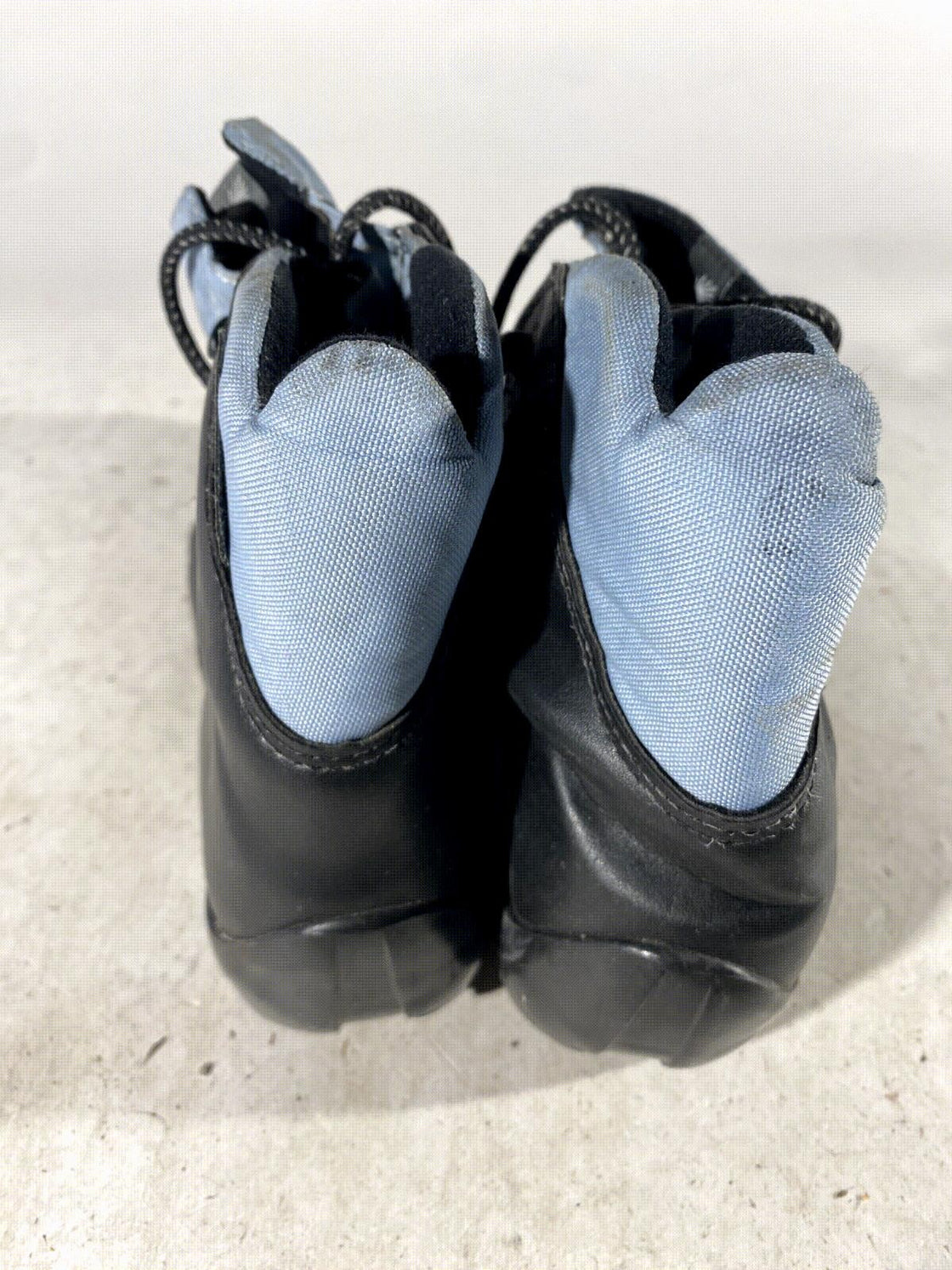 SALOMON Classic Nordic Cross Country Ski Boots Size EU38 US6.5 SNS Profil 2143