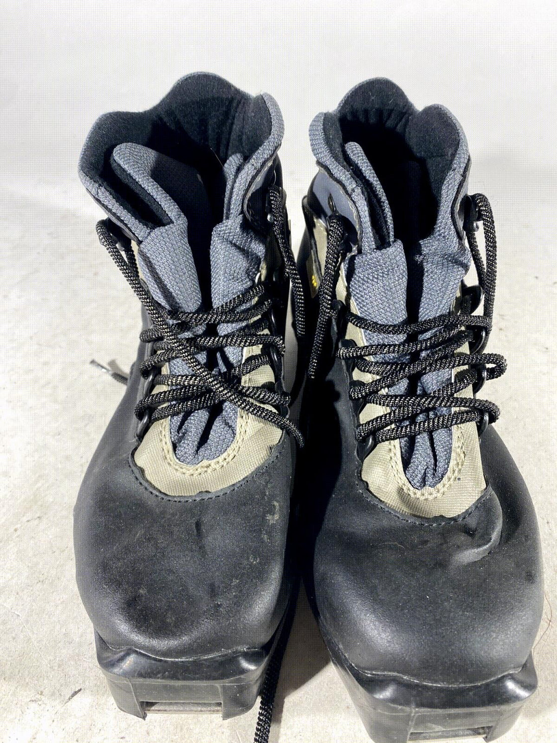 SALOMON Classic Nordic Cross Country Ski Boots Size EU37 US5.5 SNS Profil 2003