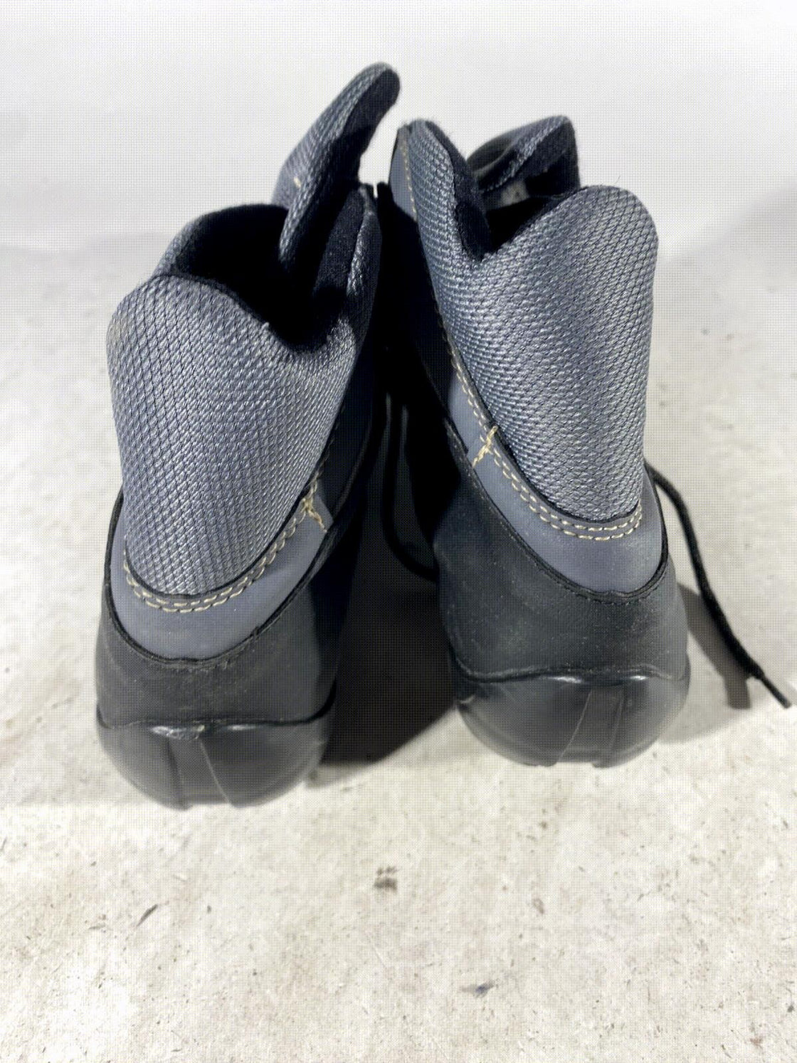 Salomon Class Nordic Cross Country Ski Boots Size EU43 1/3 US9.5 SNS Profil 2416