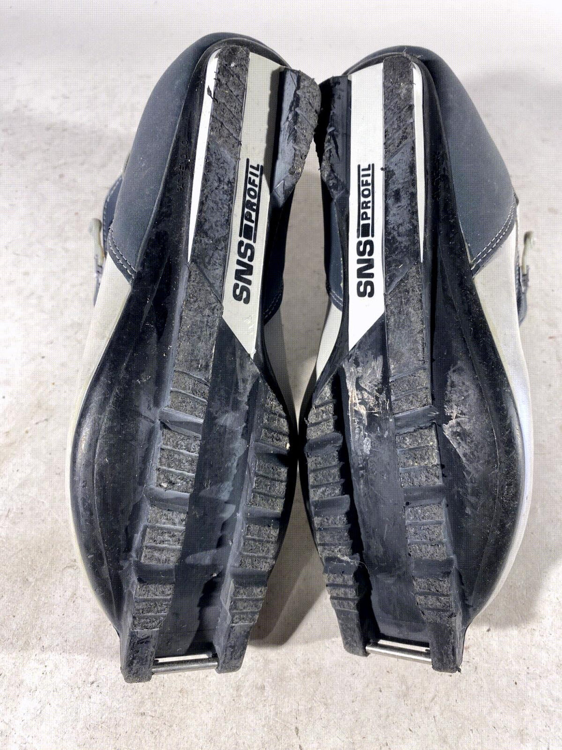 Salomon Classic Nordic Cross Country Ski Boots Size EU38 US6.5 SNS Profil 2241