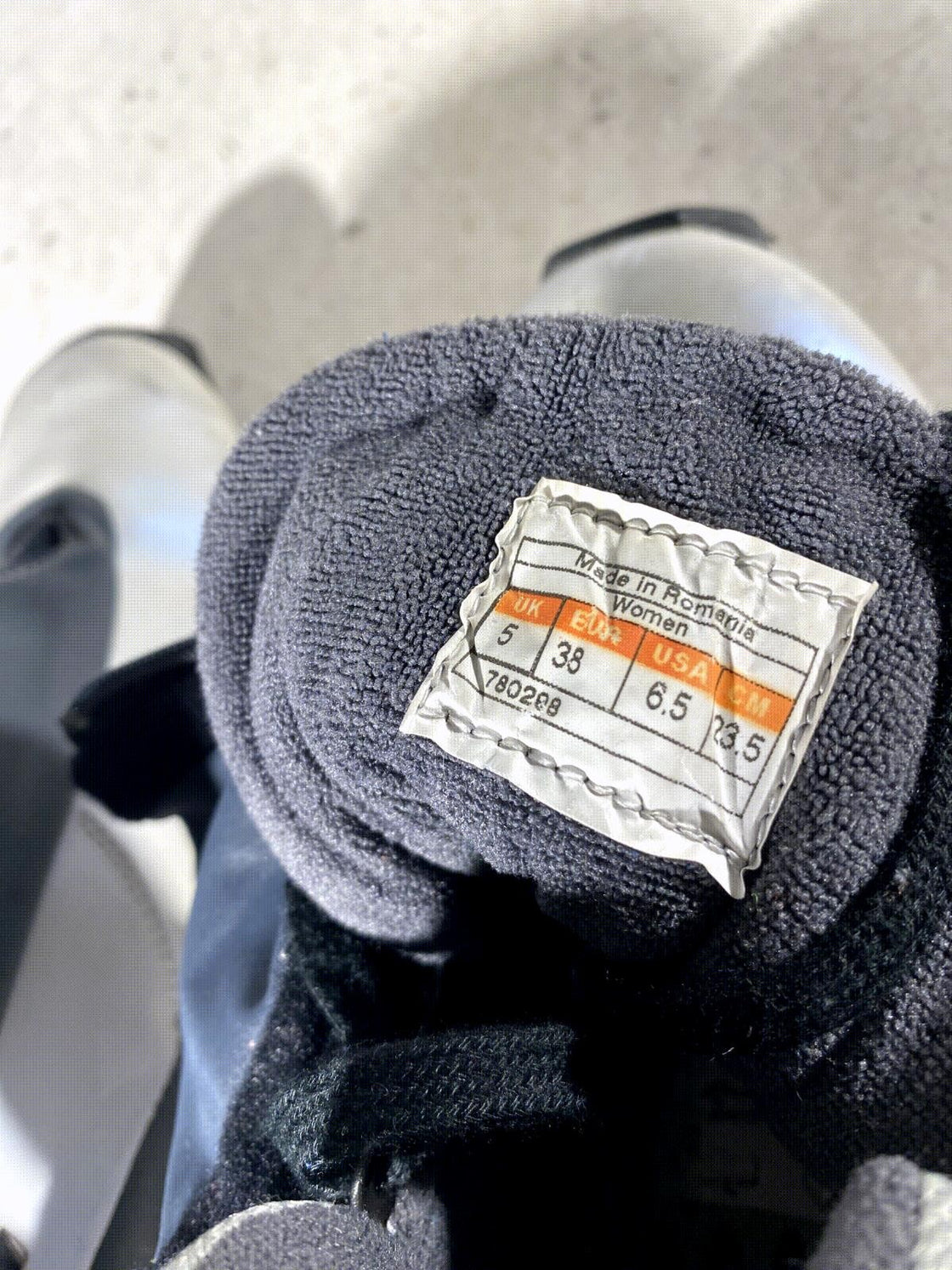 Salomon Classic Nordic Cross Country Ski Boots Size EU38 US6.5 SNS Profil 2241