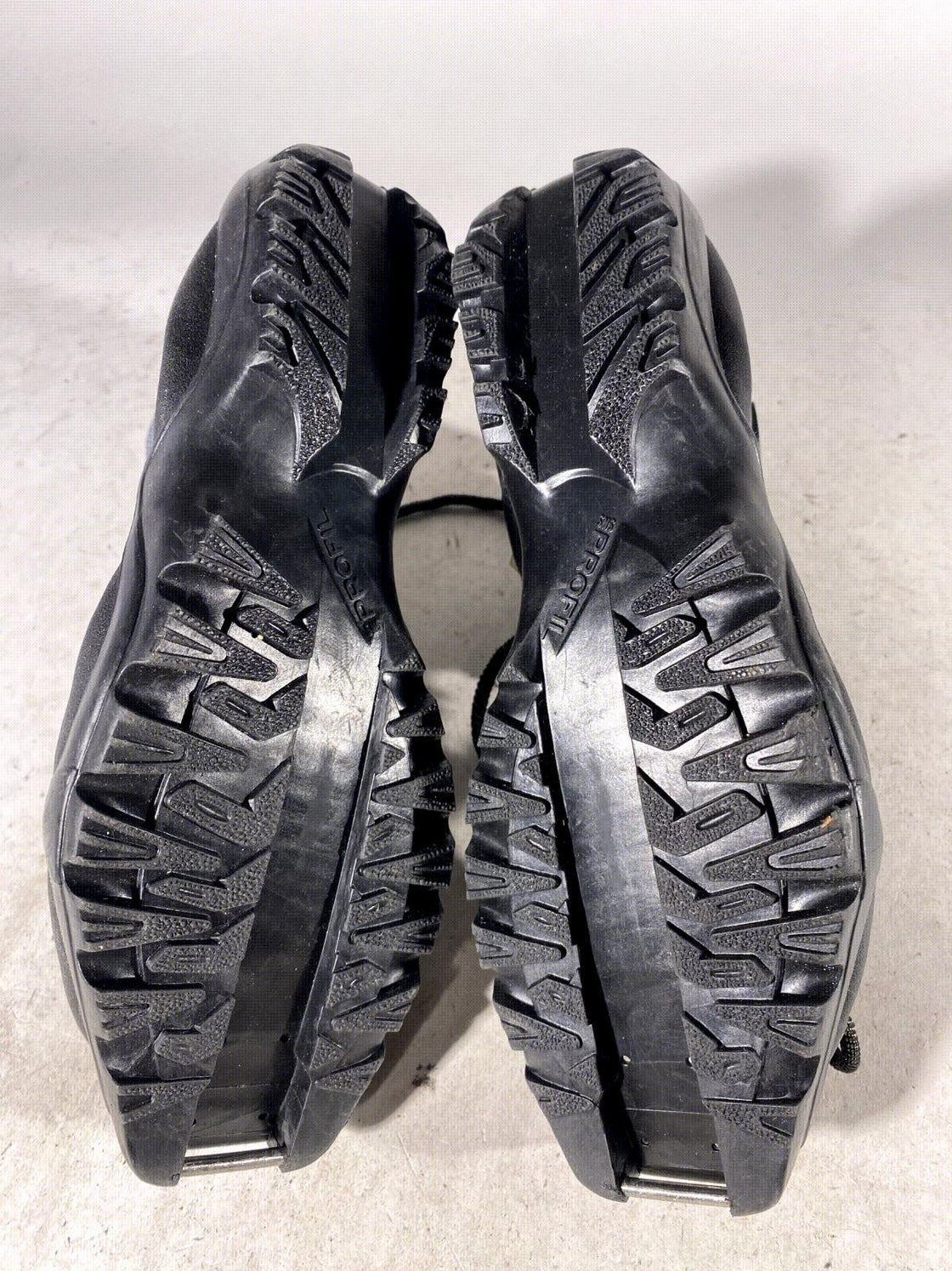 Salomon Touring Nordic Cross Country Ski Boots Size EU38 US6.5 SNS Profil  2297