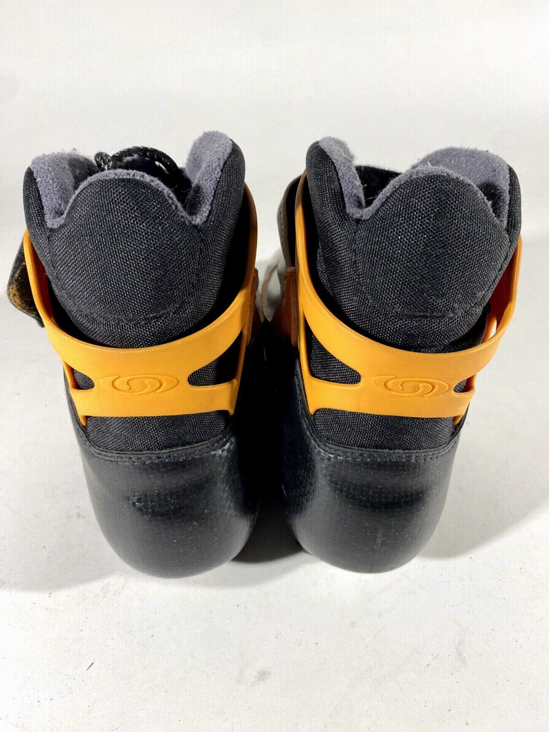 Salomon Classic Nordic Cross Country Ski Boots Size EU38 US6.5 SNS Profil 2424