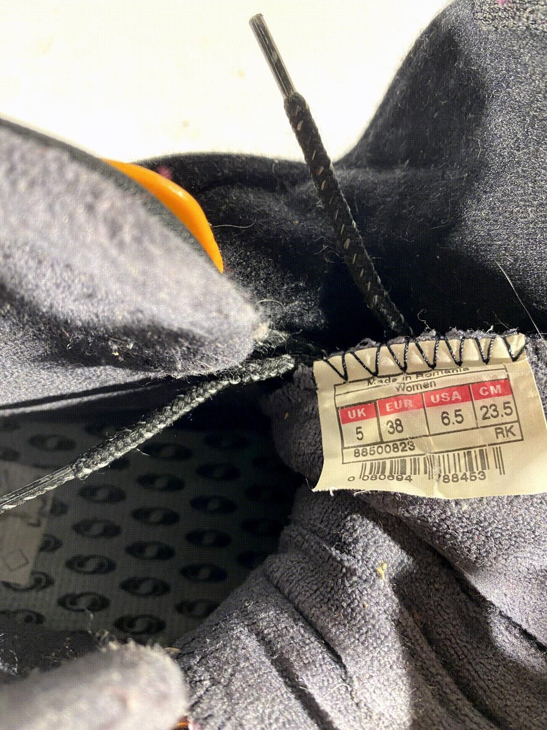 Salomon Classic Nordic Cross Country Ski Boots Size EU38 US6.5 SNS Profil 2424