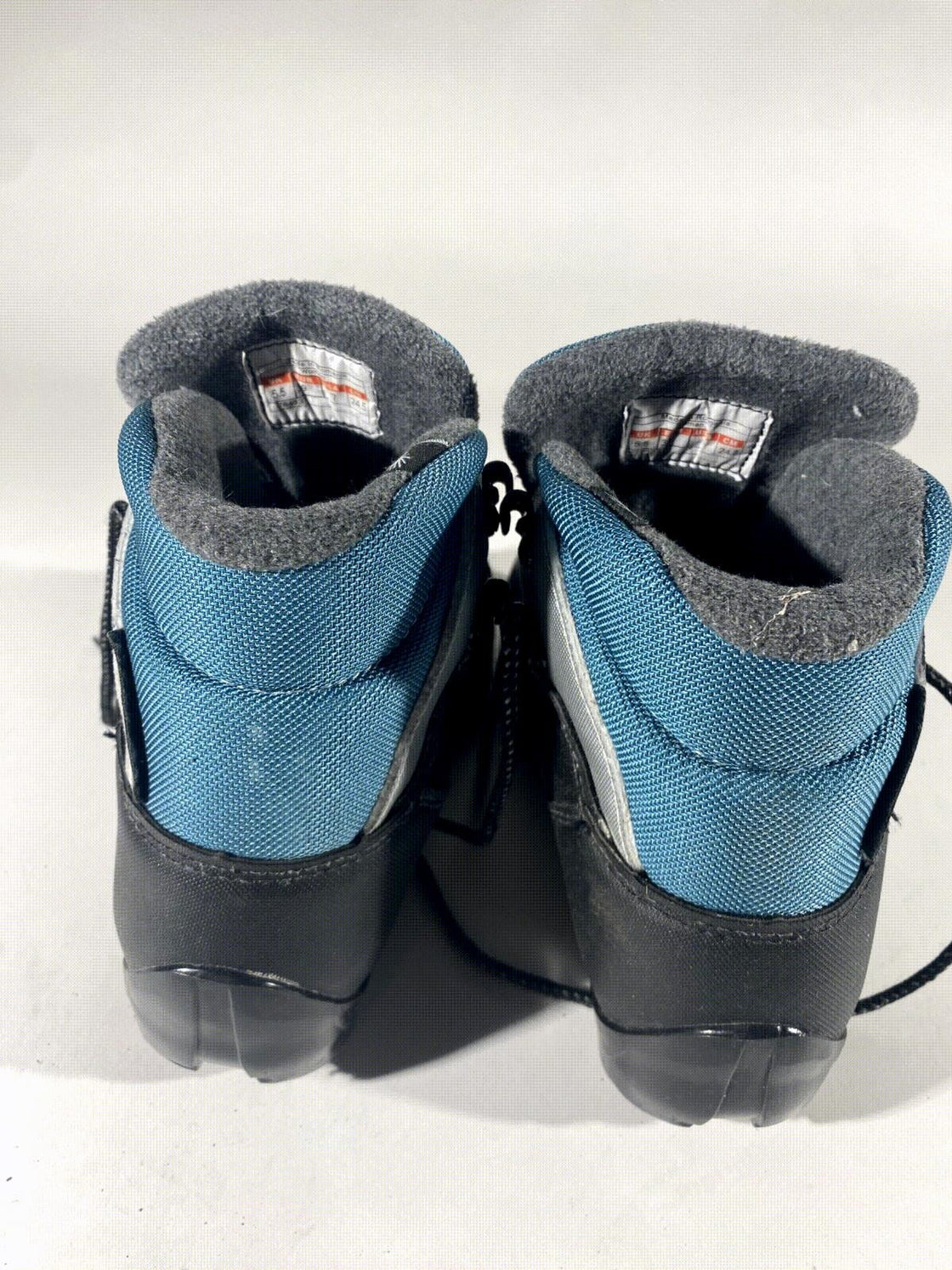 Salomon Classic Nordic Cross Country Ski Boots Size EU39 US7 SNS Profil 2295