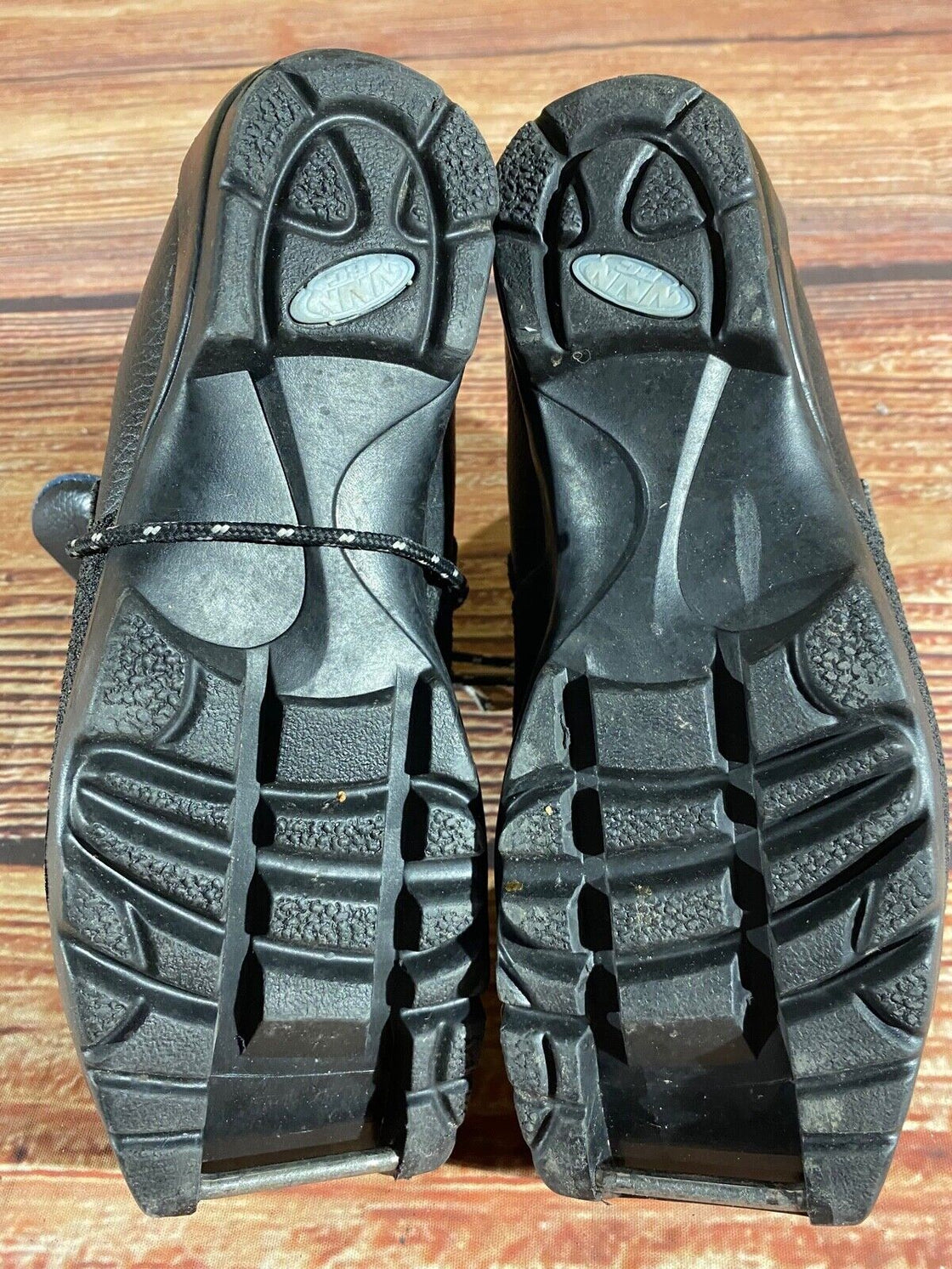 Madshus Back Country Nordic Cross Country Ski Boots Size EU38 US6 NNN BC 1920