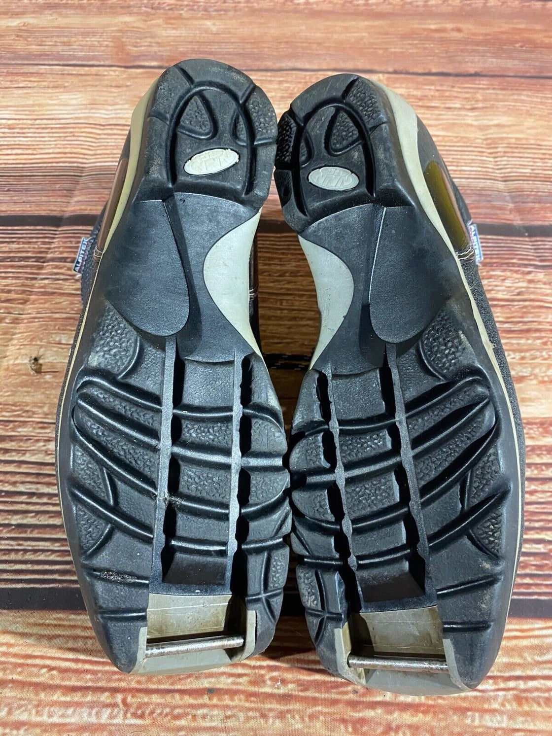 Alpina Back Country Nordic Cross Country Ski Boots Size EU43 US9.5 NNN BC 1805
