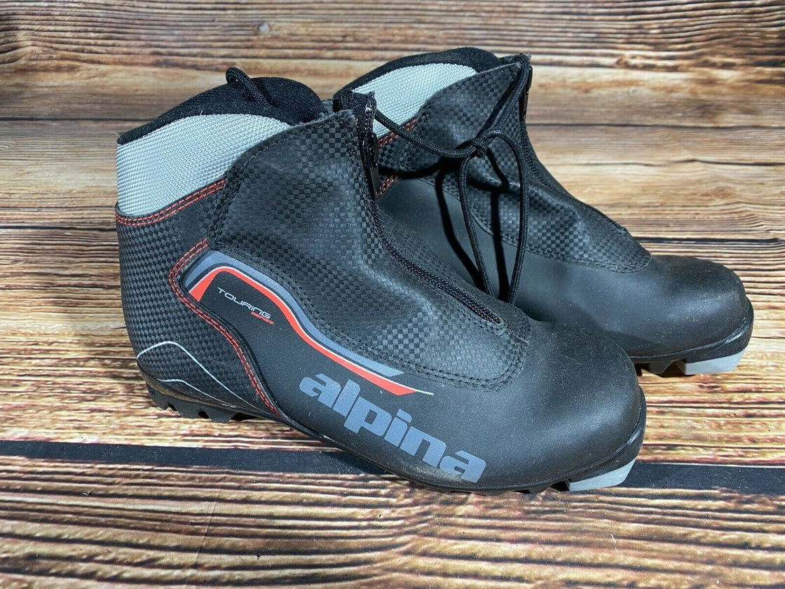 Alpina Touring Cross Country Nordic Ski Boots Size EU38 US6 NNN 3033