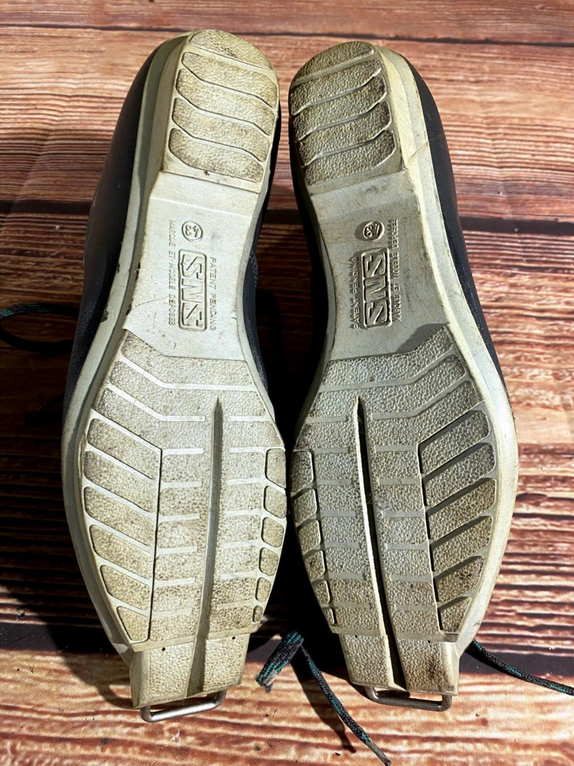 Tecno TC60  Nordic Cross Country Ski Boots Size EU43 US9.5 SNS Old Bindings 1201