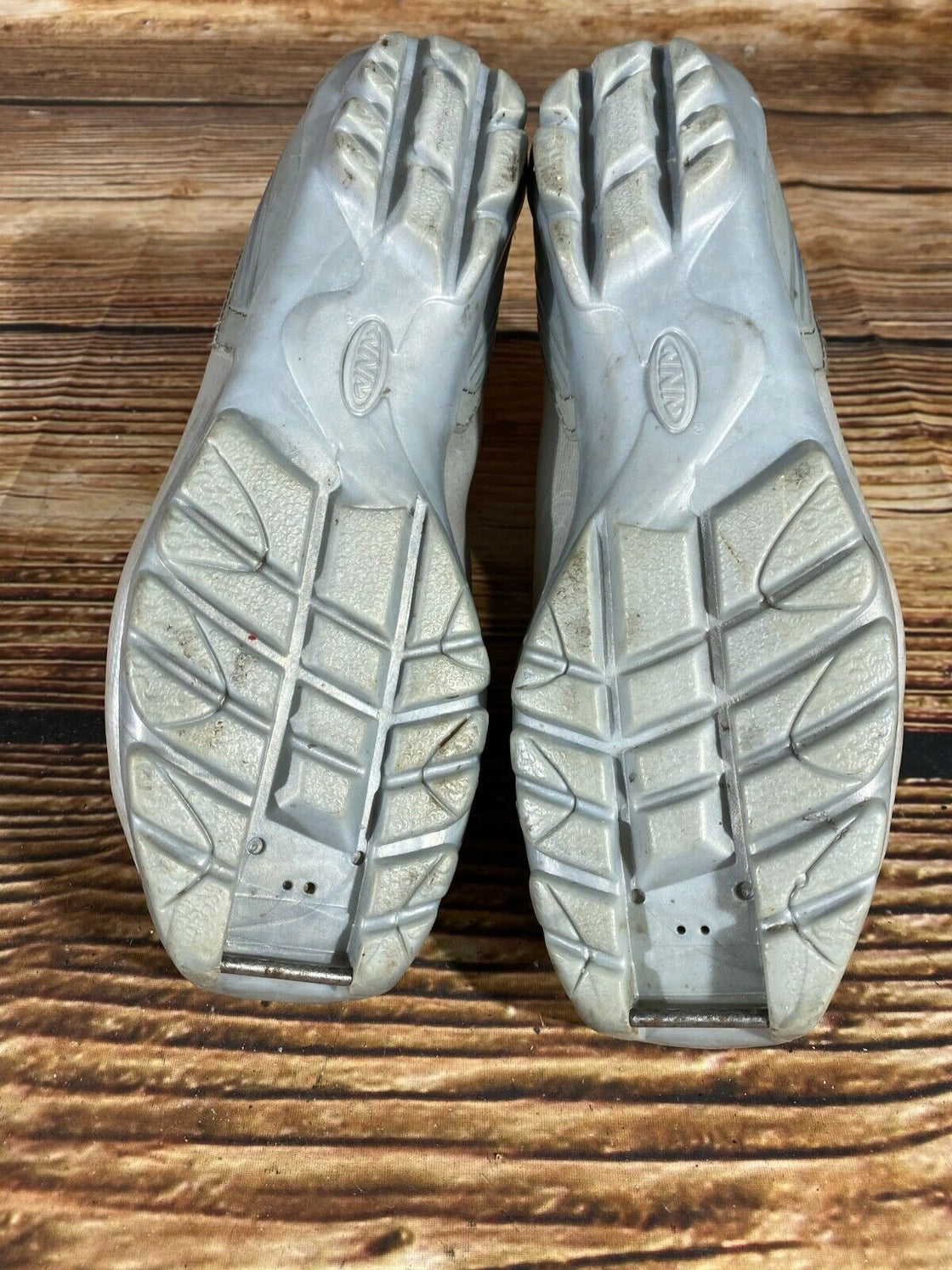 Alpina ST20JR Nordic Cross Country Ski Boots Size EU40 US7.5for NNN 1007