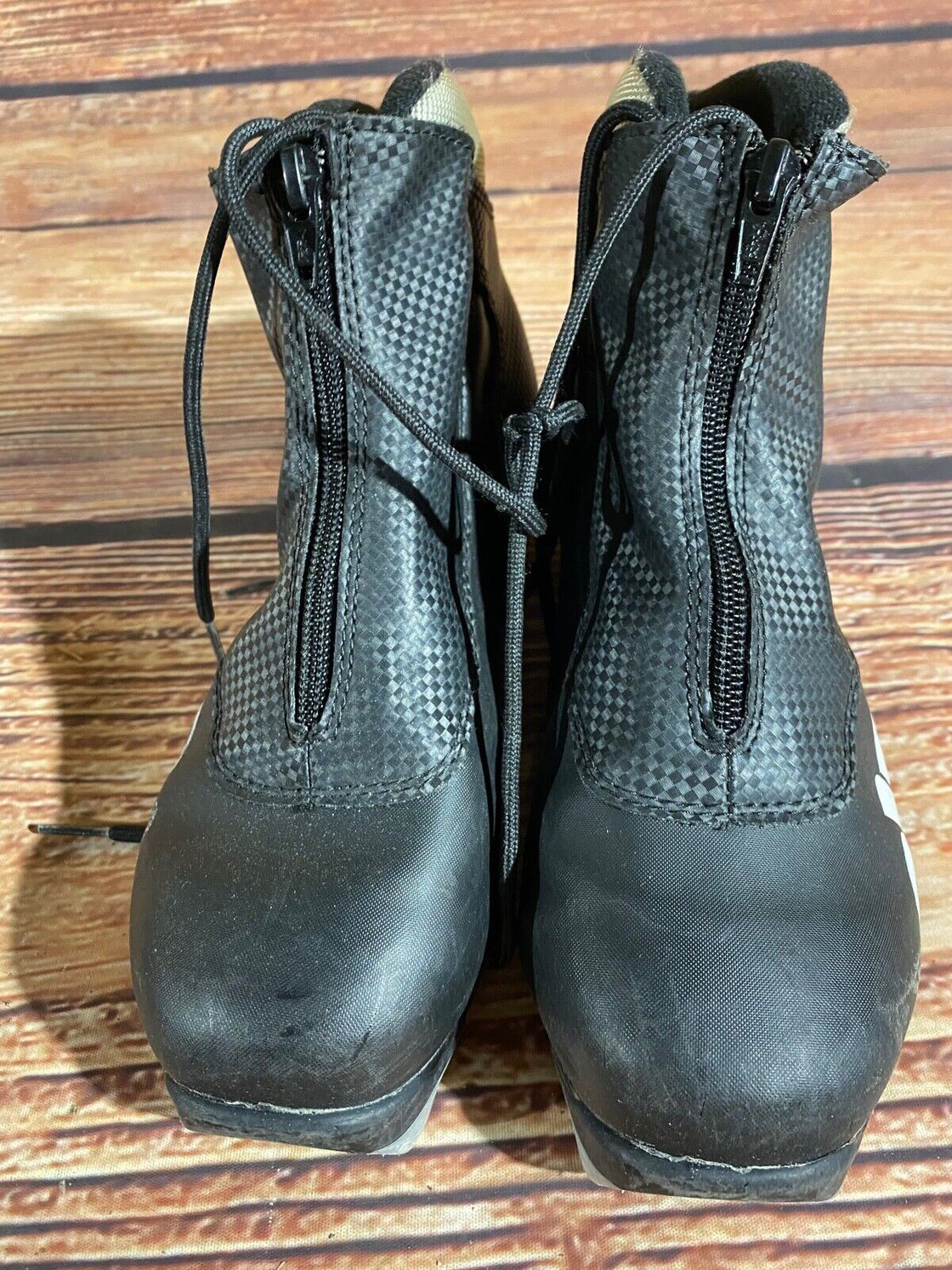 Alpina Touring Nordic Cross Country Ski Boots Size EU38 US6 for NNN 2885