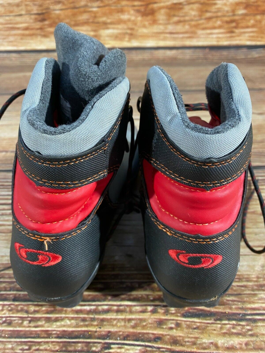 SALOMON Cross Country Ski Boots Size EU37 1/3 US5 SNS Profil 2325