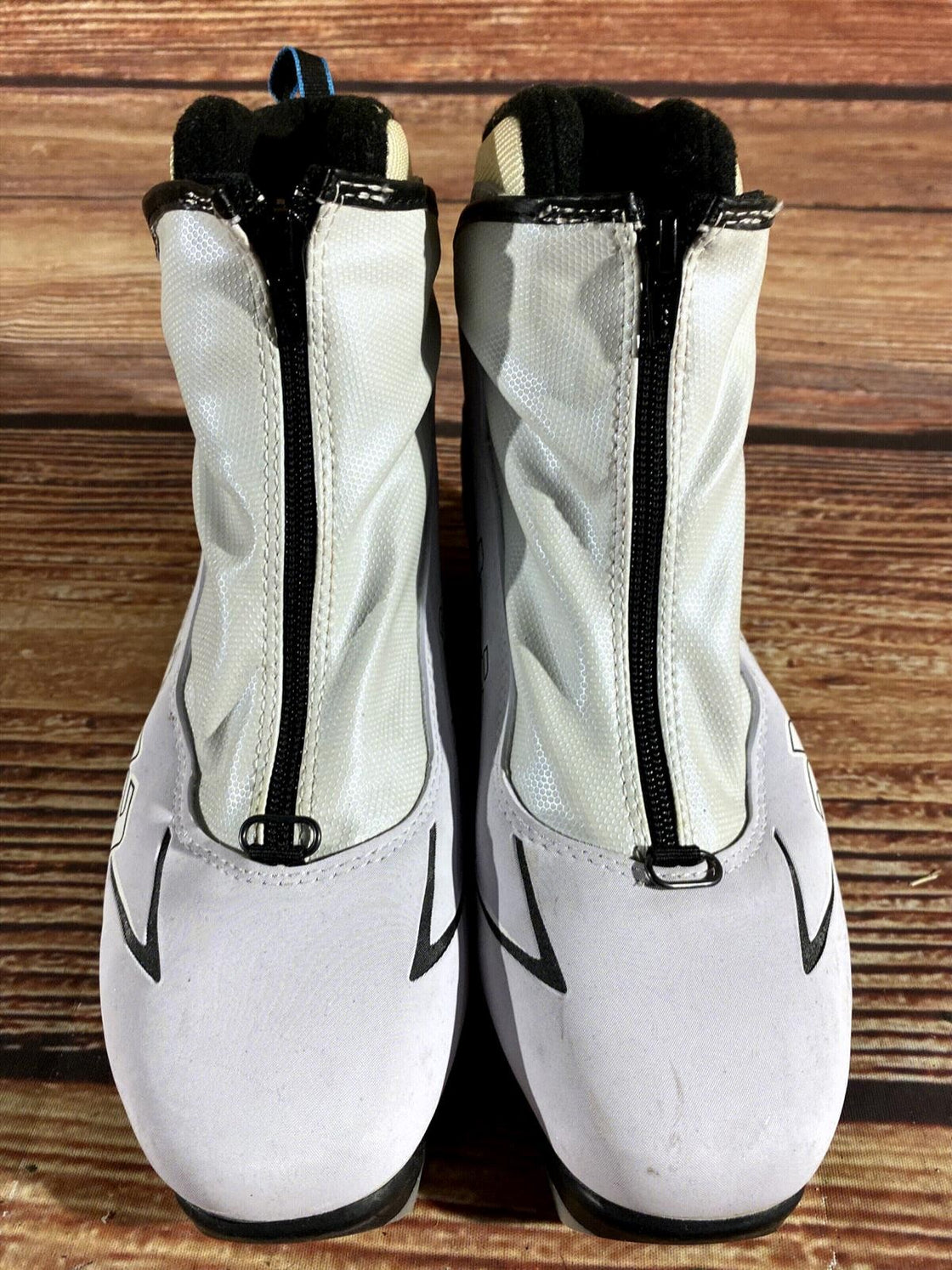 Alpina T5 Plus Nordic Cross Country Ski Boots Size EU40 US7.5 for NNN 3027
