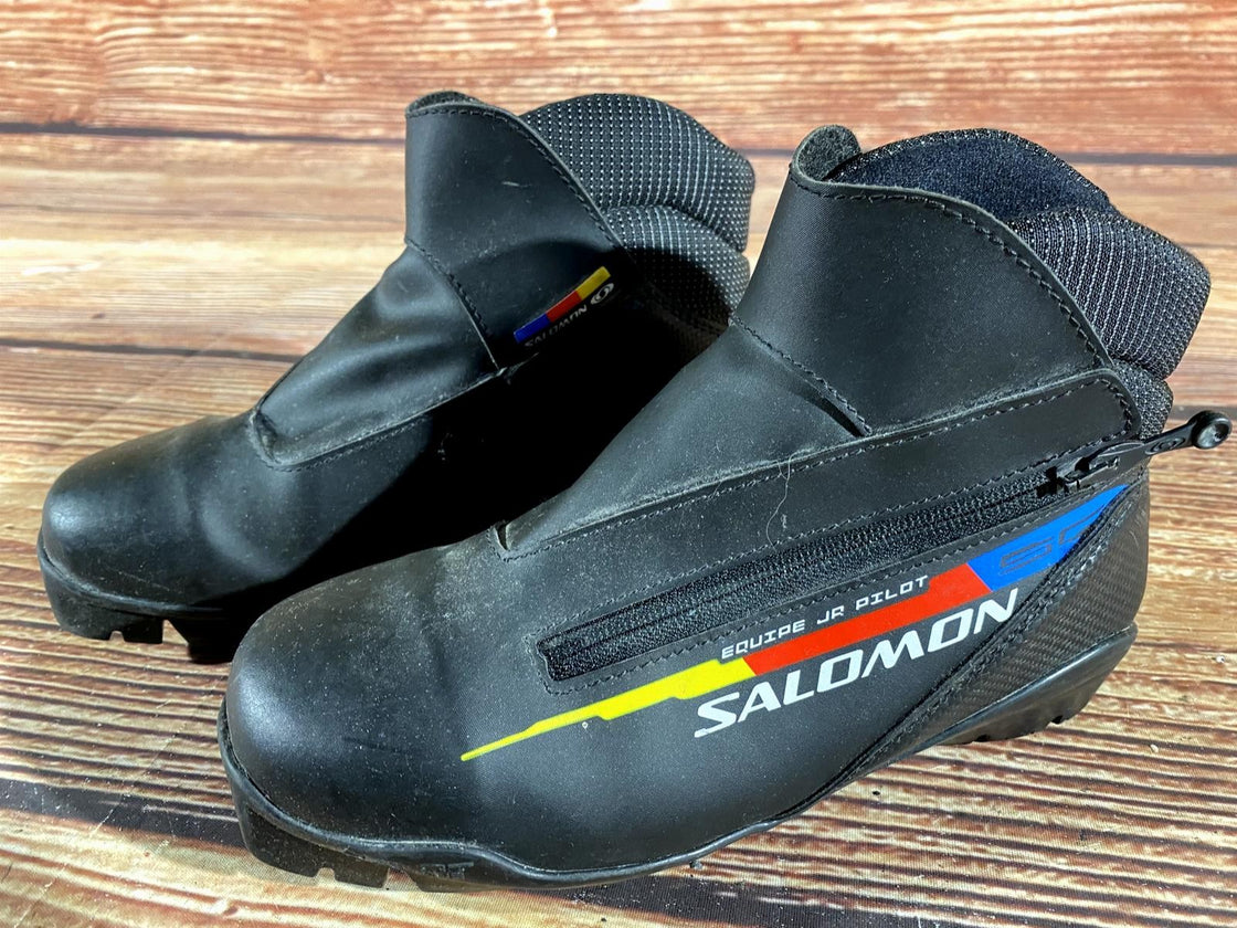 SALOMON Equipe Cross Country Ski Boots Size EU38 US5.5 SNS Pilot Bindings 2057