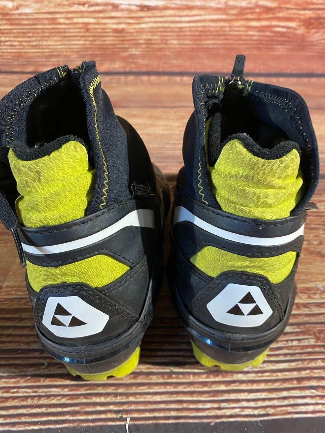 Fischer PRC Classic Nordic Cross Country Ski Boots Size EU39 US7 NNN 1536