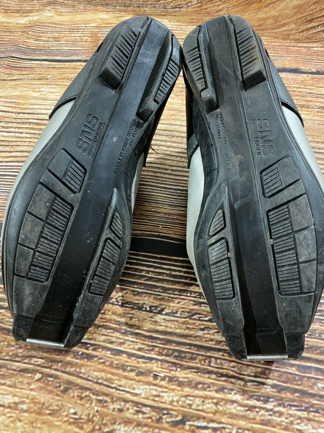 FISCHER Cross Country Ski Boots Size EU37 US5 SNS Profil 1117
