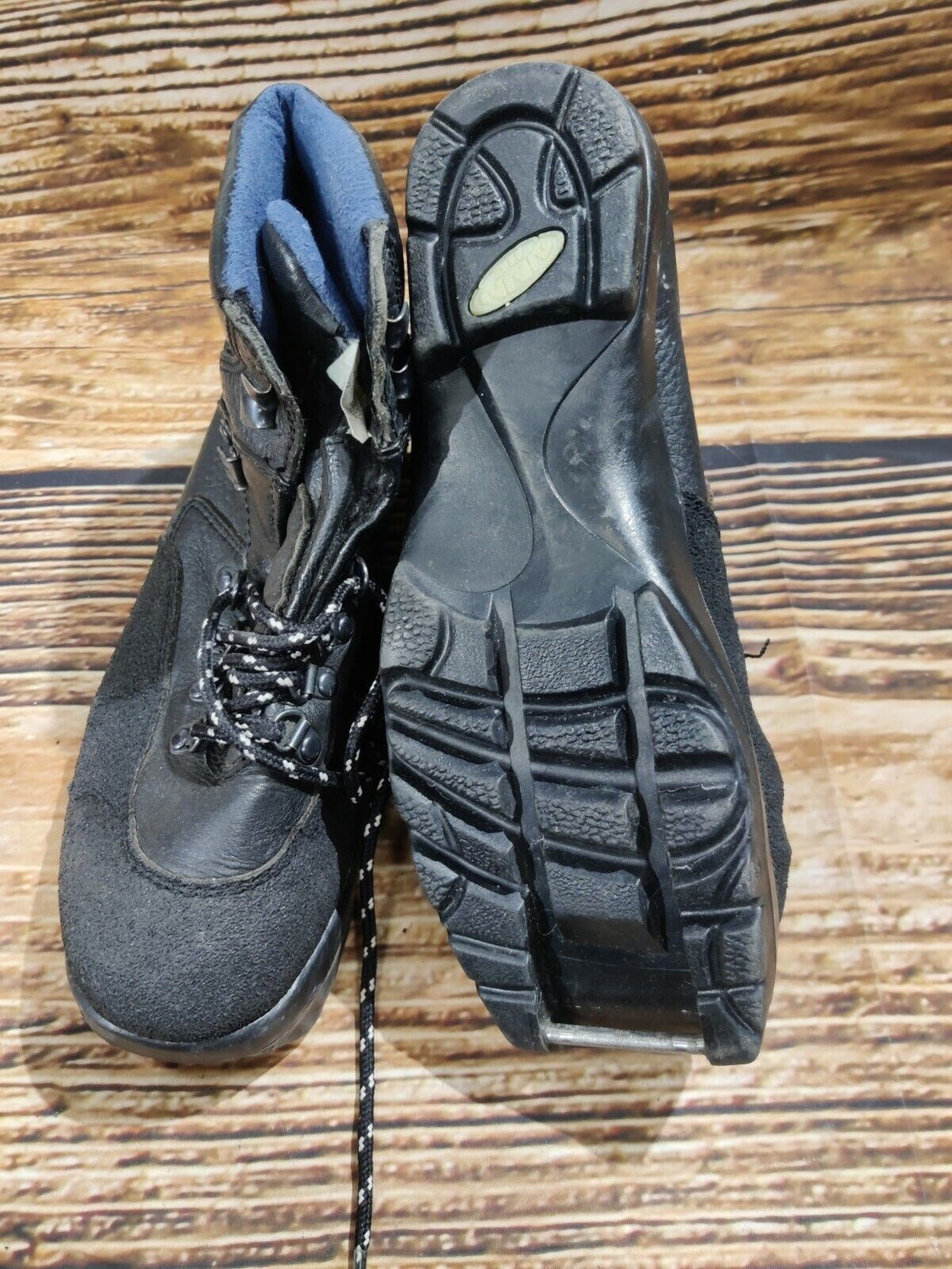 NORHEIM Touring Cross Country Nordic Ski Boots Size EU40 US7 NNN-BC 1888