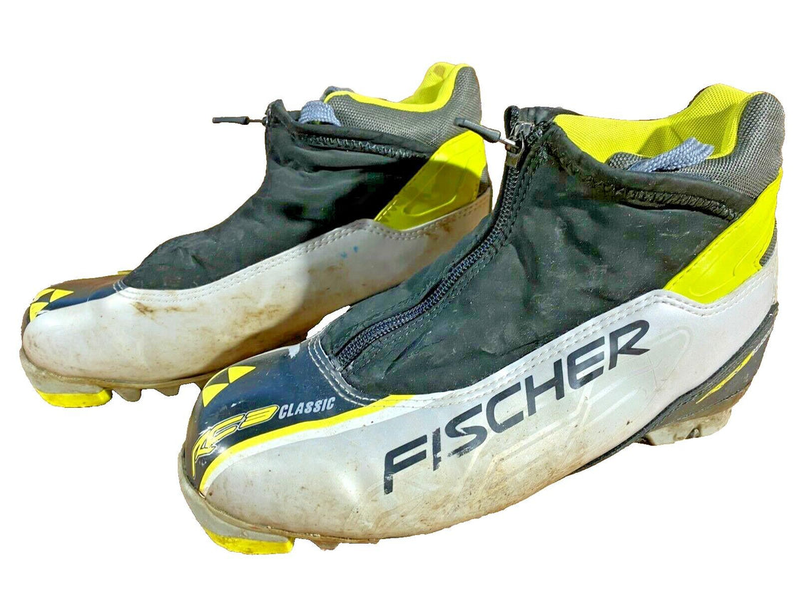 Fischer RC3 Classic Nordic Cross Country Ski Boots Size EU38 US6 NNN 1560