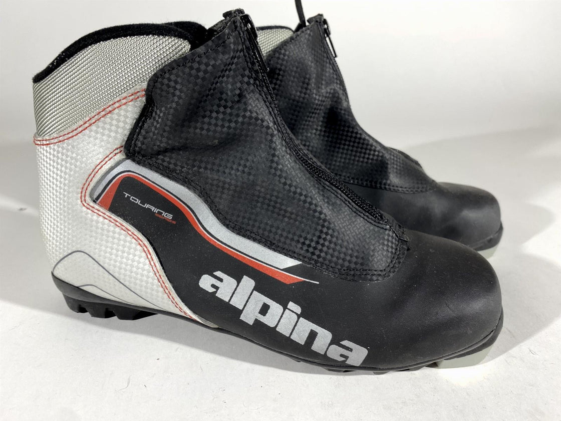 Alpina Touring Nordic Cross Country Ski Boots Size EU41 US8 for NNN 3042