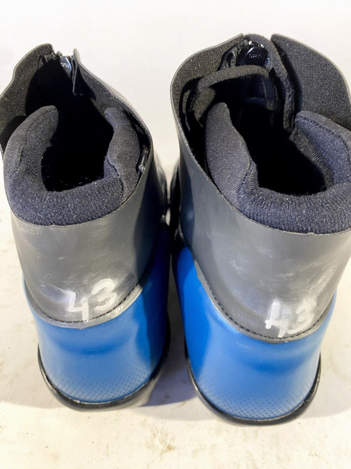 SALOMON Escape Nordic Cross Country Ski Boots Size EU43 1/3 US9.5 SNS Pilot 2194