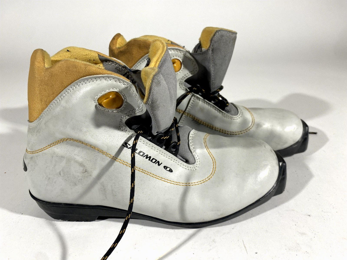 Salomon Nordic Cross Country Ski Boots Size EU39 US7 SNS Profil 2311