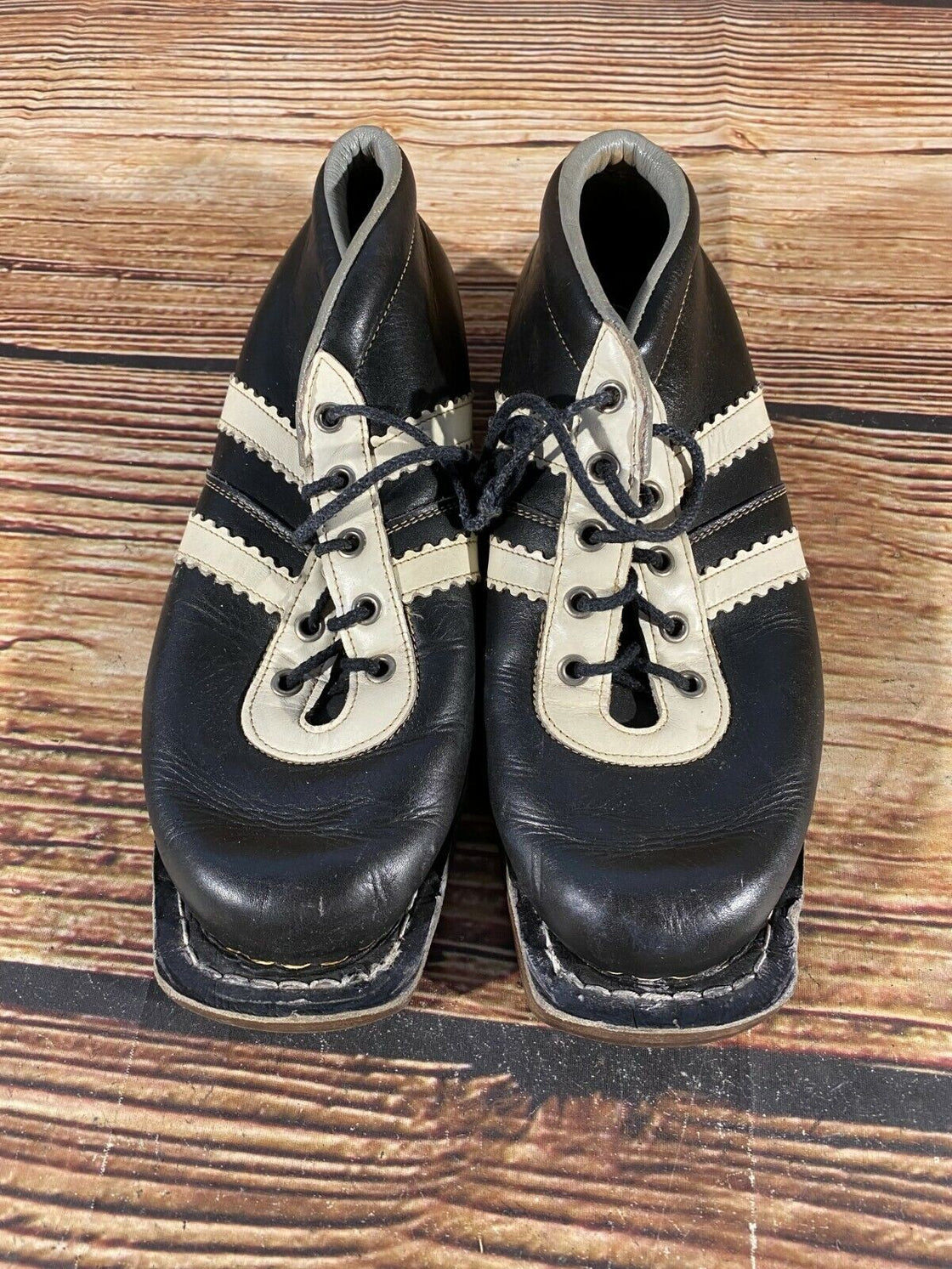 RENNSTEIG Vintage Cross Country Ski Boots Kandahar Old Cable Bindings EU41 US7.5
