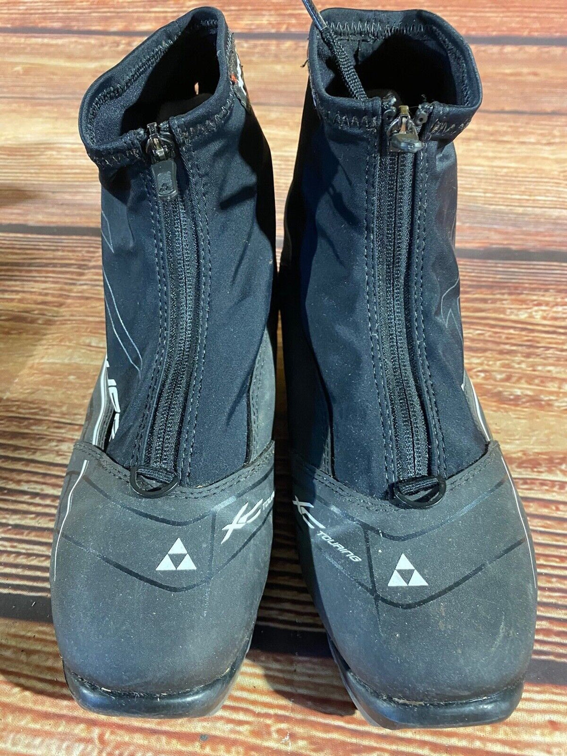 Fischer XC Touring Nordic Cross Country Ski Boots Size EU40 US7.5 NNN 1424