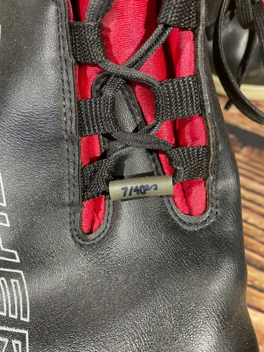 Fischer Classic Nordic Cross Country Ski Boots EU40 2/3 US7.5 SNS profil 1073