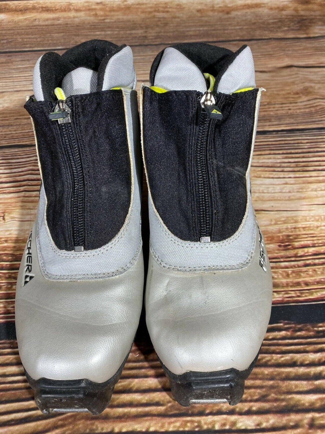 Fischer Cross Country Ski Boots Size EU38 US6 SNS profil 1577