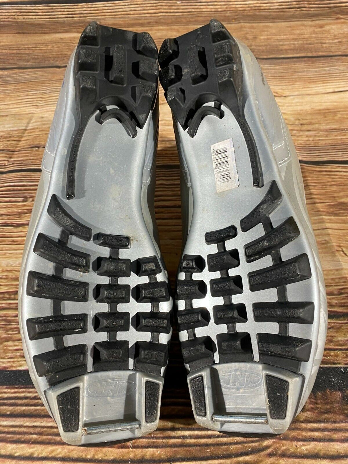 Alpina Eve28G Nordic Cross Country Ski Boots Size EU40 US7.5 NNN bindings 617