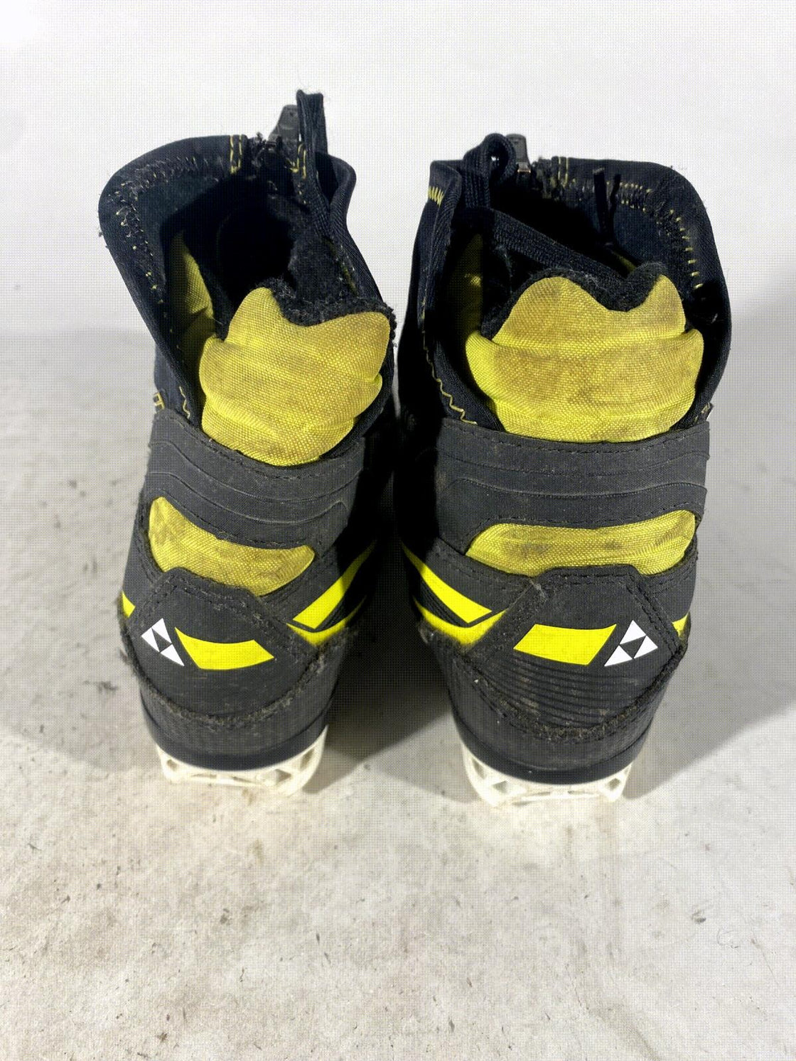 Fischer RC3 Classic Nordic Cross Country Ski Boots Size EU38 US6 NNN 1343