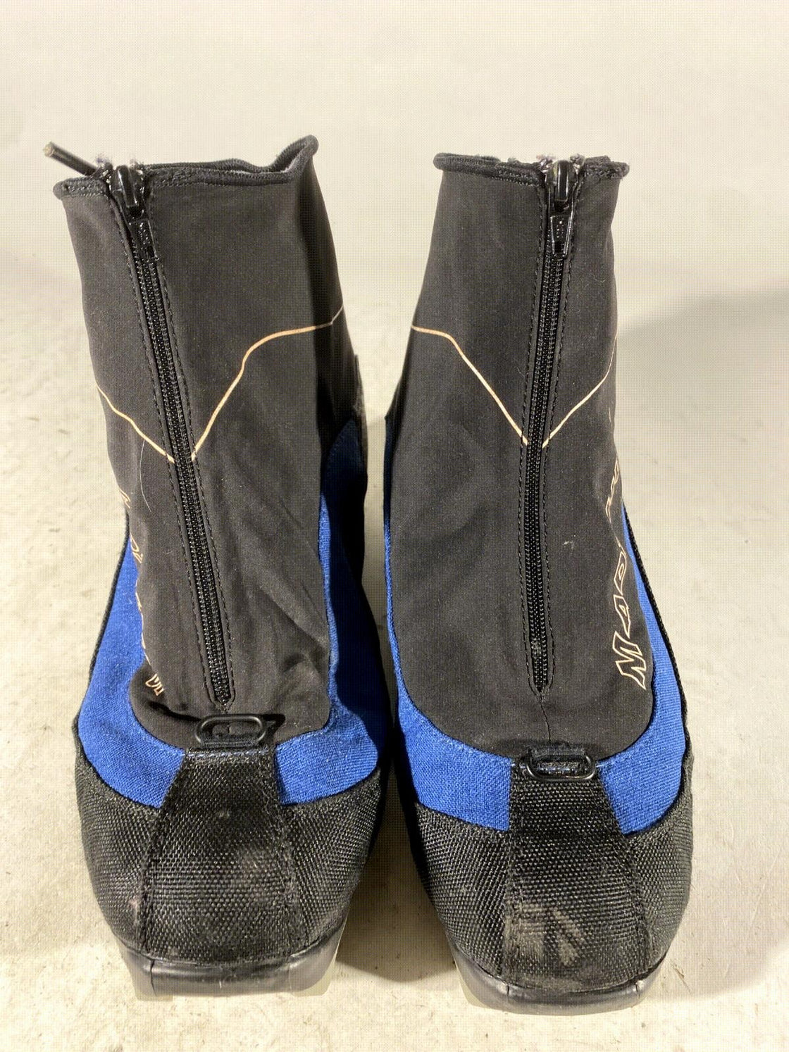 Madshus CT100 CLassic Nordic Cross Country Ski Boots Size EU39 US6 for NNN 2601