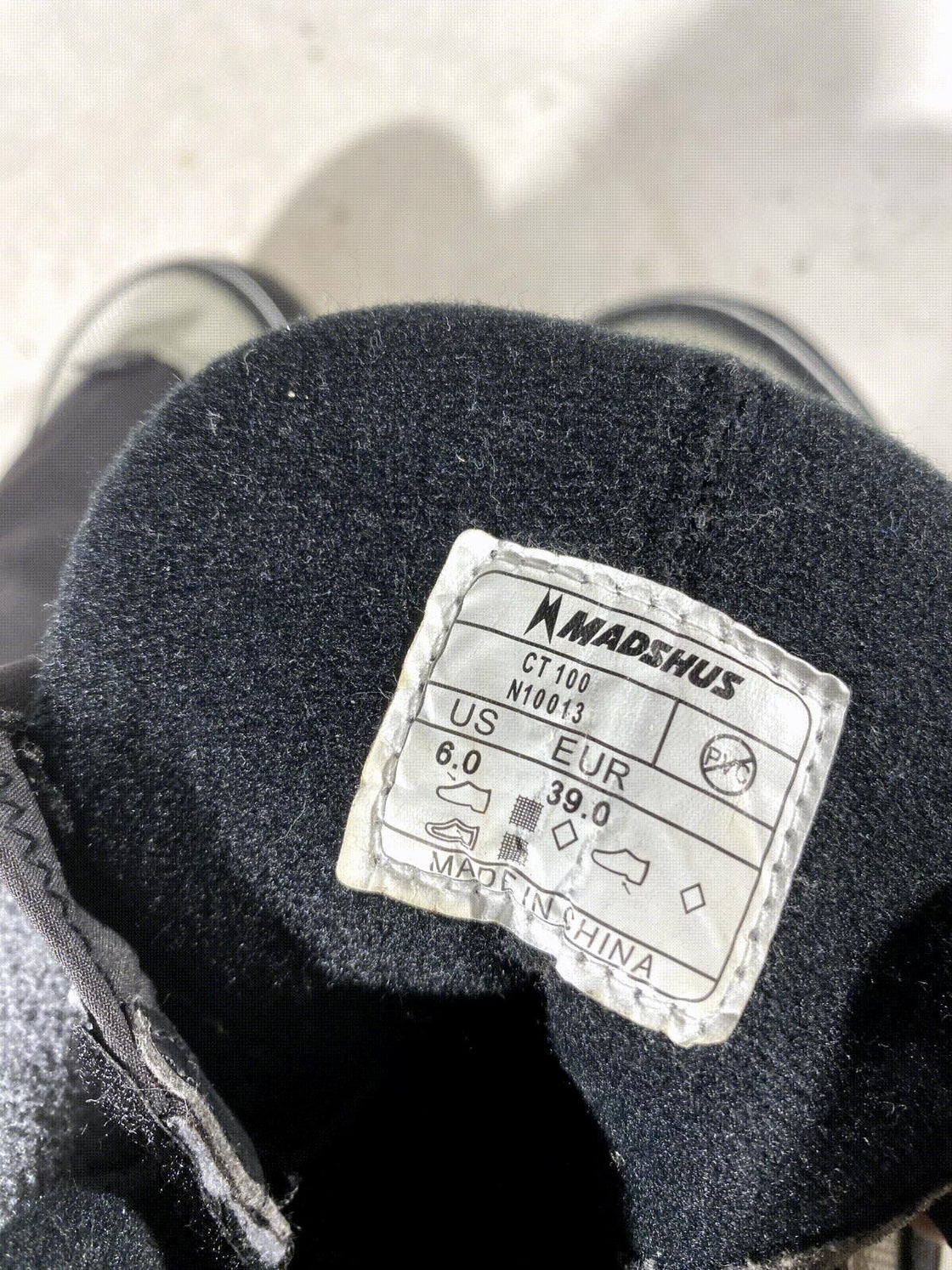 Madshus CT100 Nordic Classic Cross Country Ski Boots Size EU39 US6 for NNN 2521