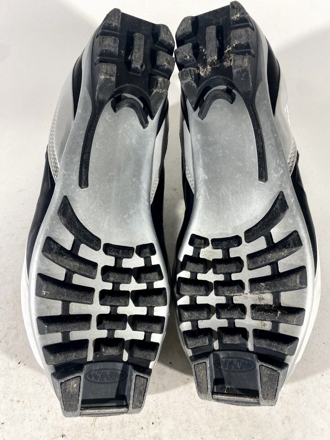 Fischer XC Comfort Nordic Cross Country Classic Ski Boots EU43 US9.5 NNN 1340