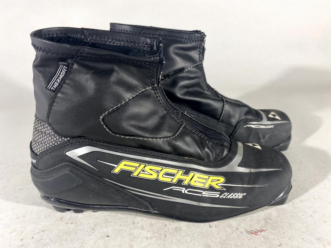 Fischer RC5 Classic Nordic Cross Country Ski Boots Size EU41 US8 NNN 1517